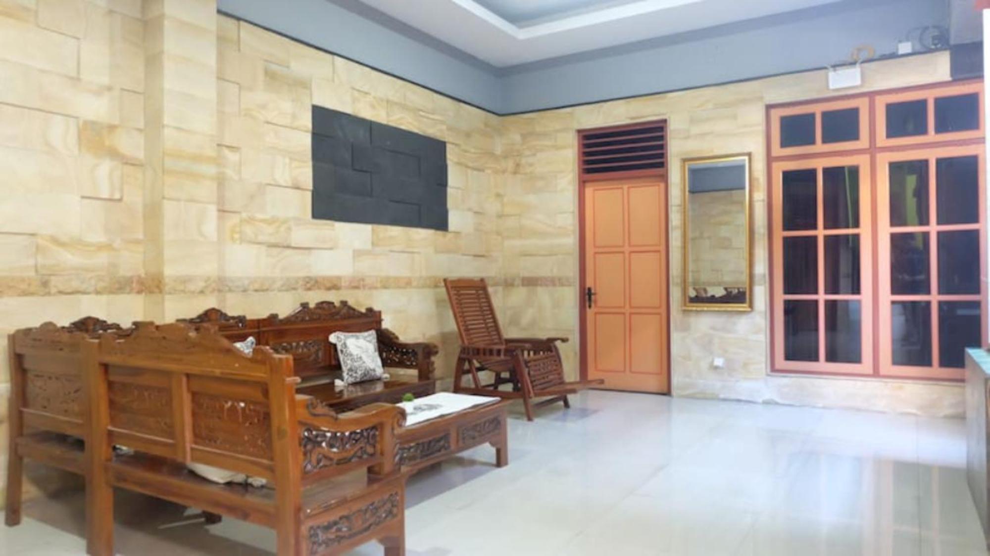Homestay Simply Homy Jogja Dekat Gembira Loka Zoo Γιογκιακάρτα Εξωτερικό φωτογραφία